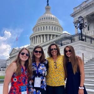 Meet your Posher, Pam